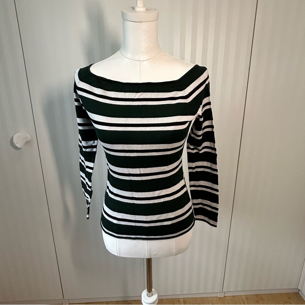 H&M green black white stripe sweater Size M